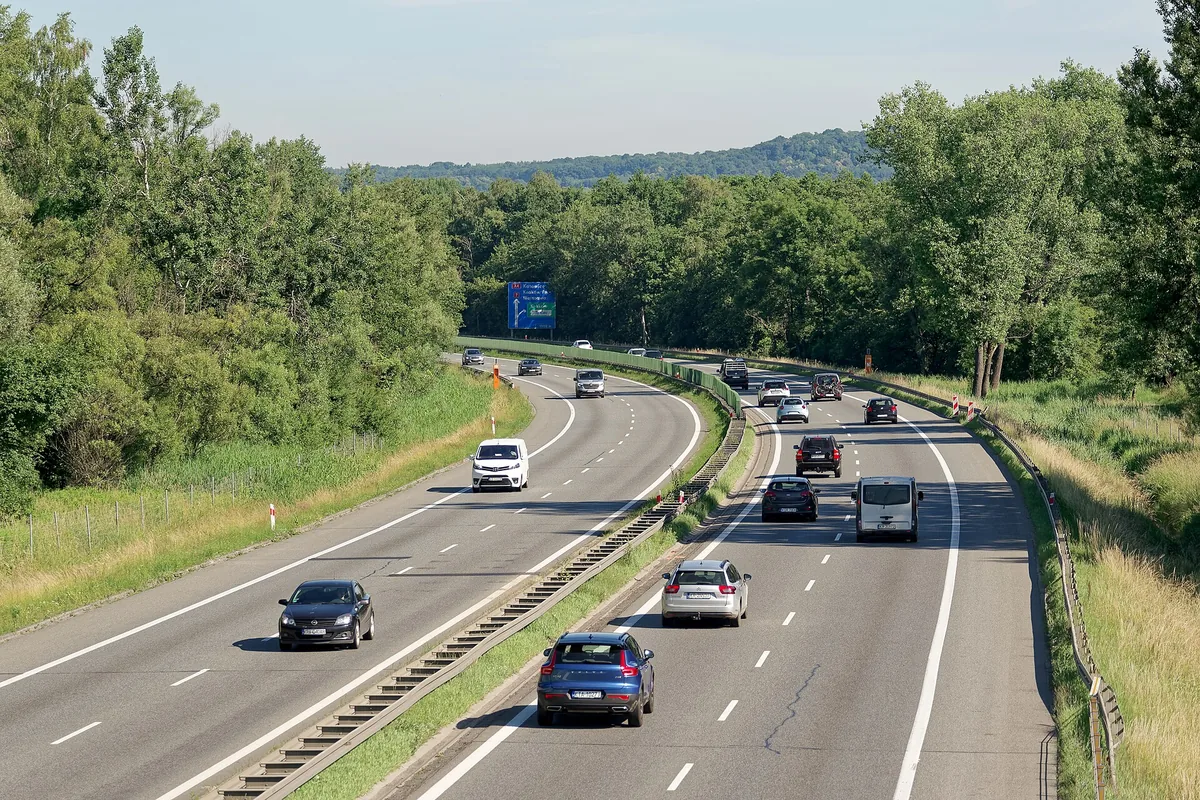 BusManiak.pl – Wybuch instalacji w kamperze w Łebie. Dwie osoby ciężko ranne