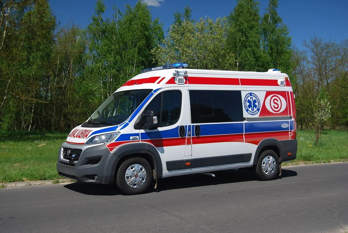 BusManiak.pl – Utrudnienia w Dębicy. Zapalił się kamper, wprowadzono ruch wahadłowy